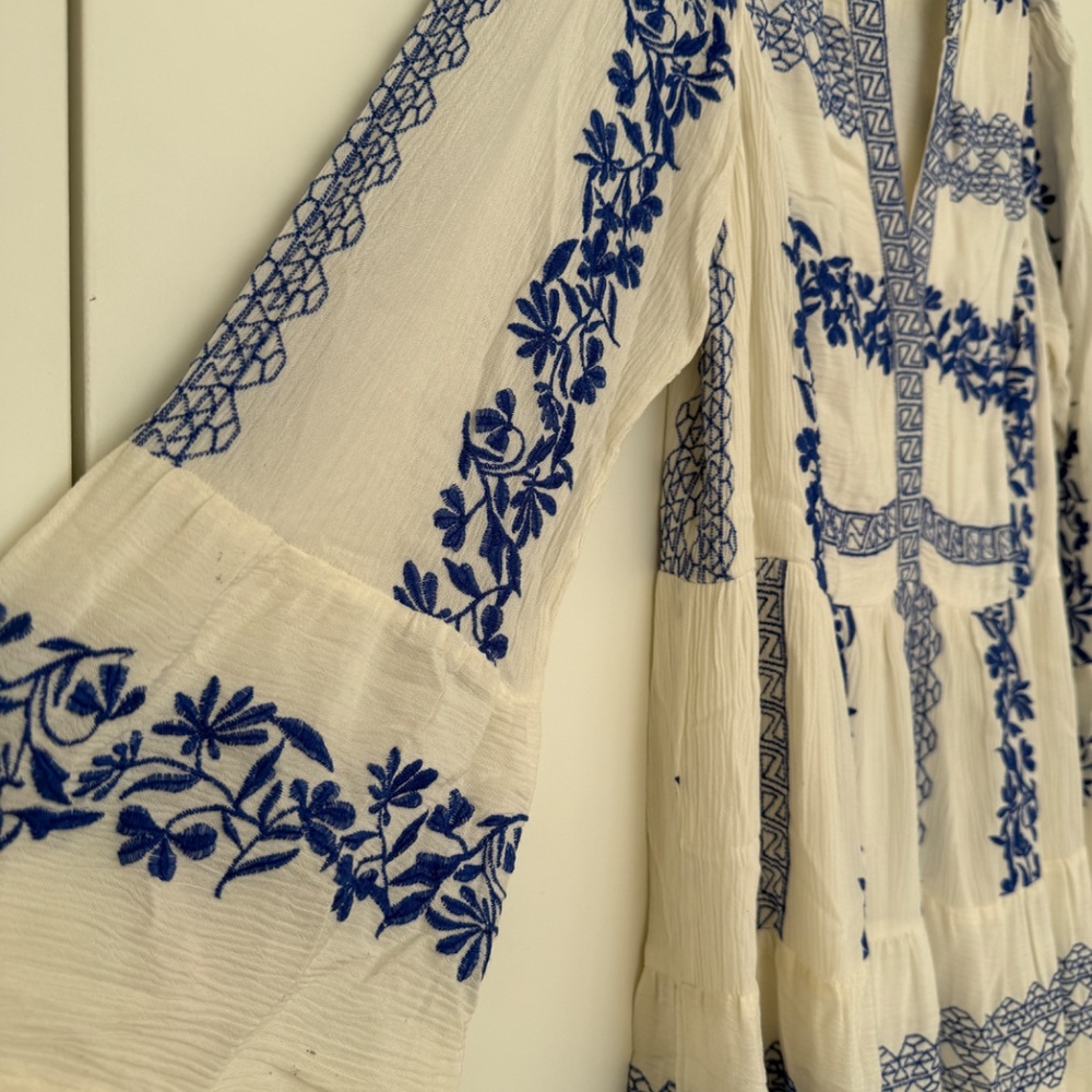 Hale Bob White Dress W/ Blue Embroidery - Size M - Picture 6 of 10